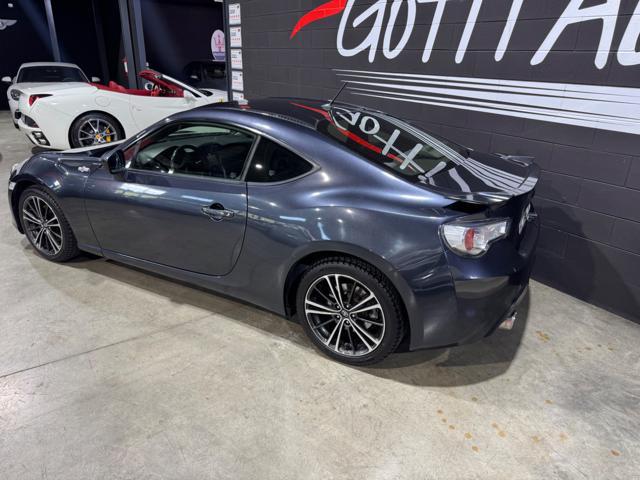 TOYOTA GT86 2.0 REALMENTE RIGOROSAMENTE MANUALE