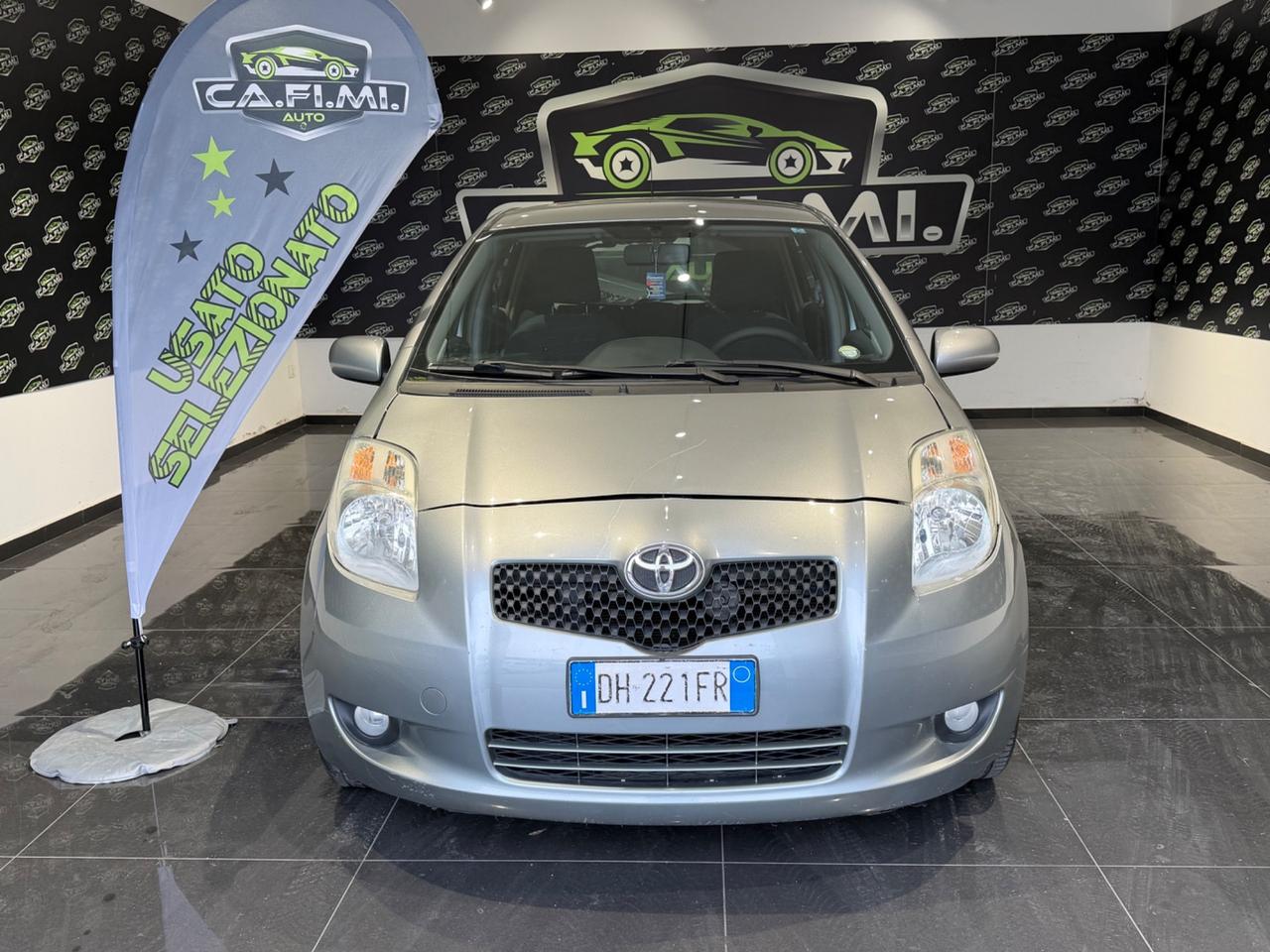 Toyota Yaris - 2007 1.0 BENZINA 69 CV 5 porte