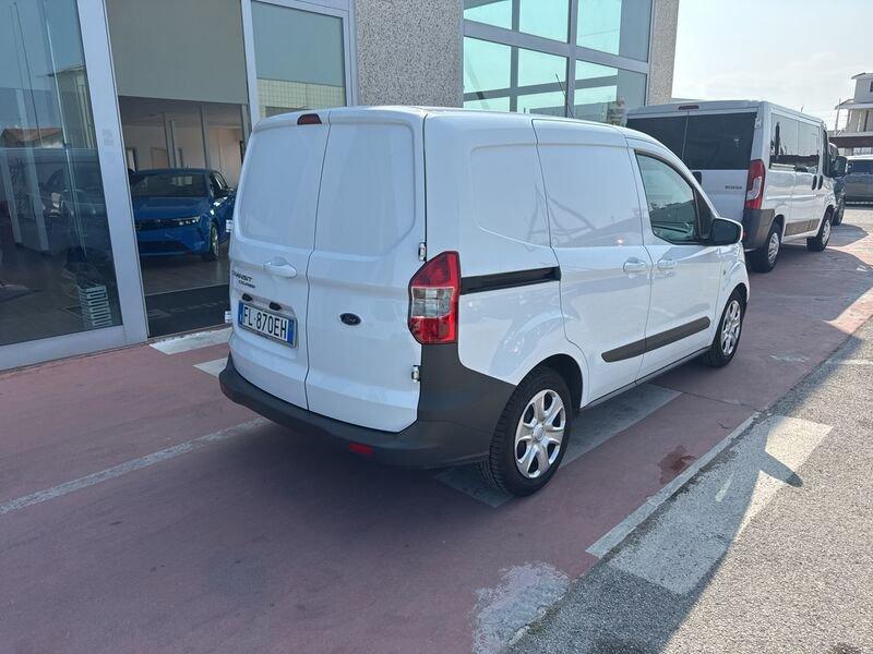 Ford Transit Courier 1.5 TDCi 75CV Van Trend