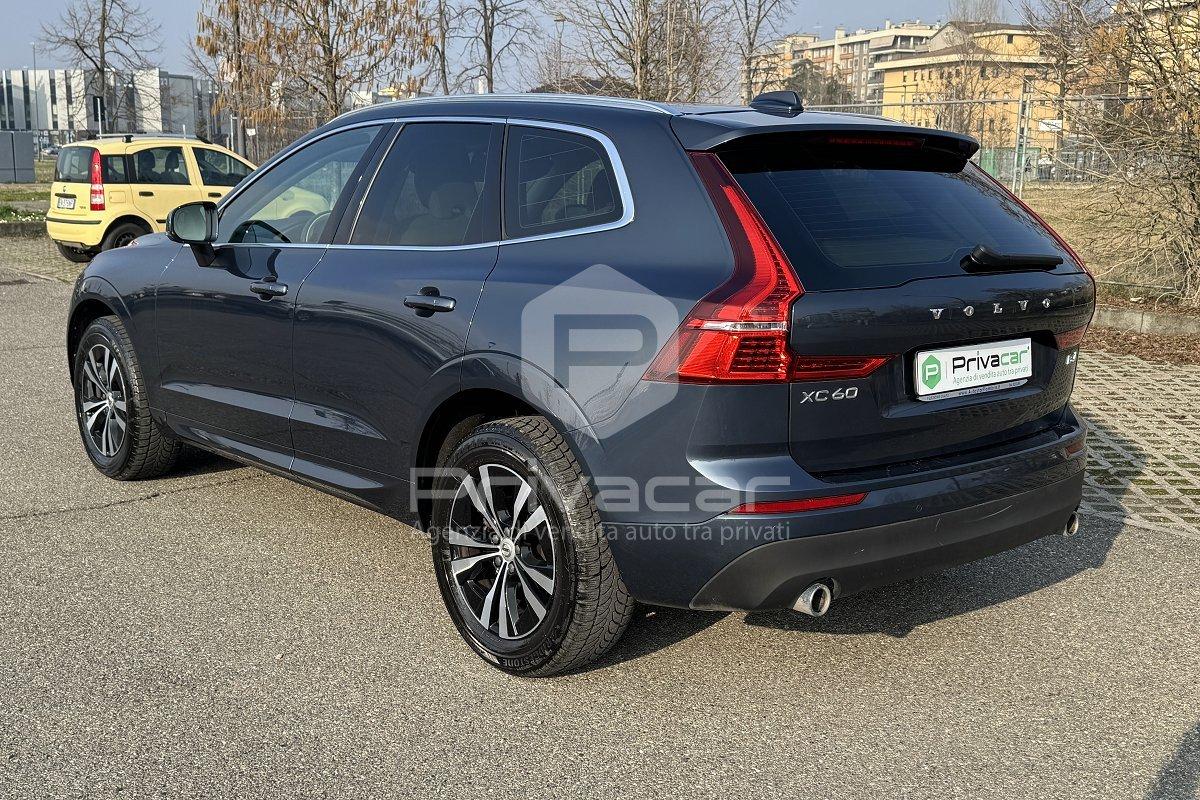VOLVO XC60 B4 (d) AWD Geartronic Momentum Pro