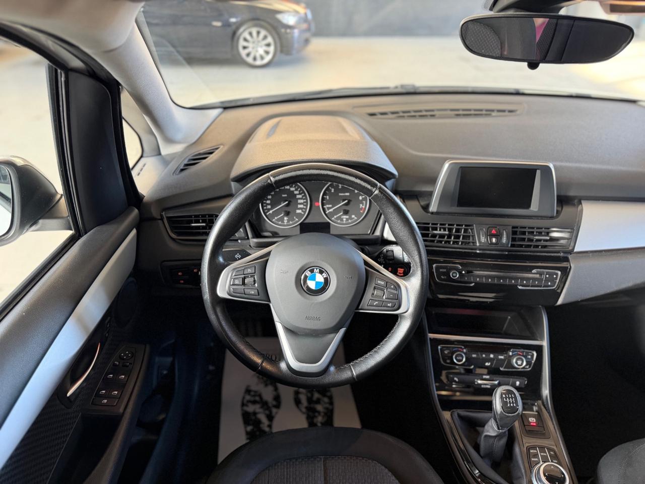 Bmw 2er Active Tourer 218i Advantage NEOPATENTATI