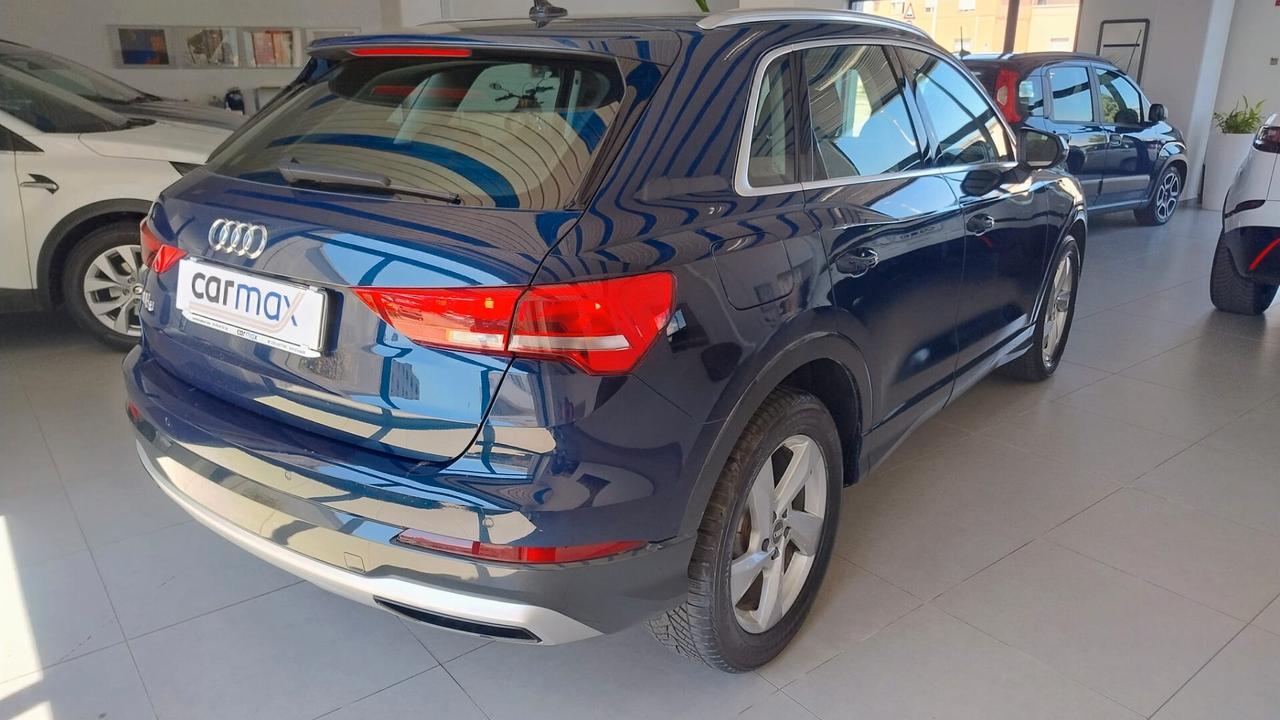 Audi Q3 35 TDI S tronic Business Advanced