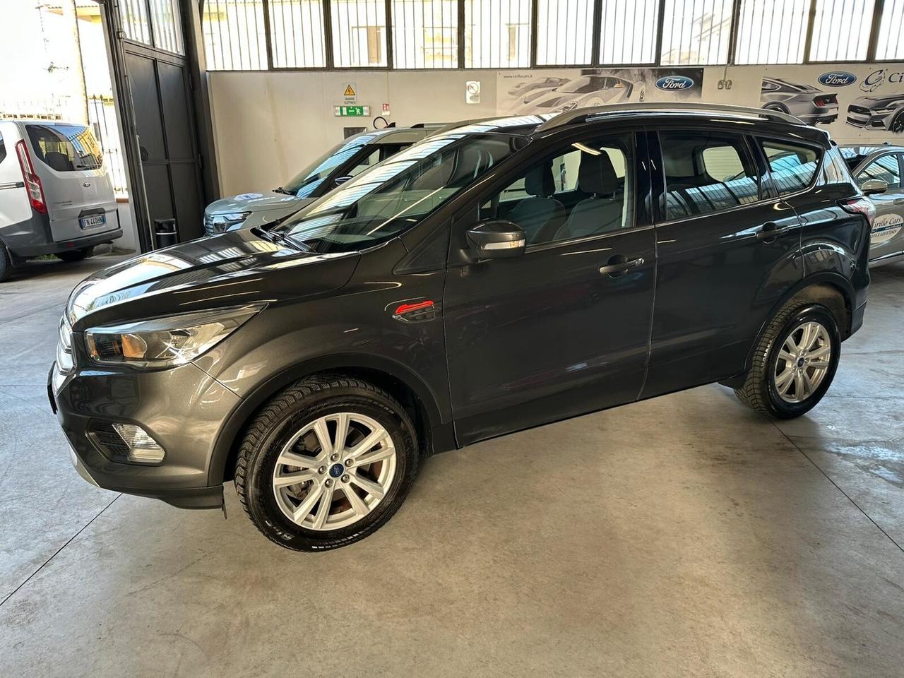 Ford Kuga 1.5 TDCI 120 CV S&S 2WD Titanium