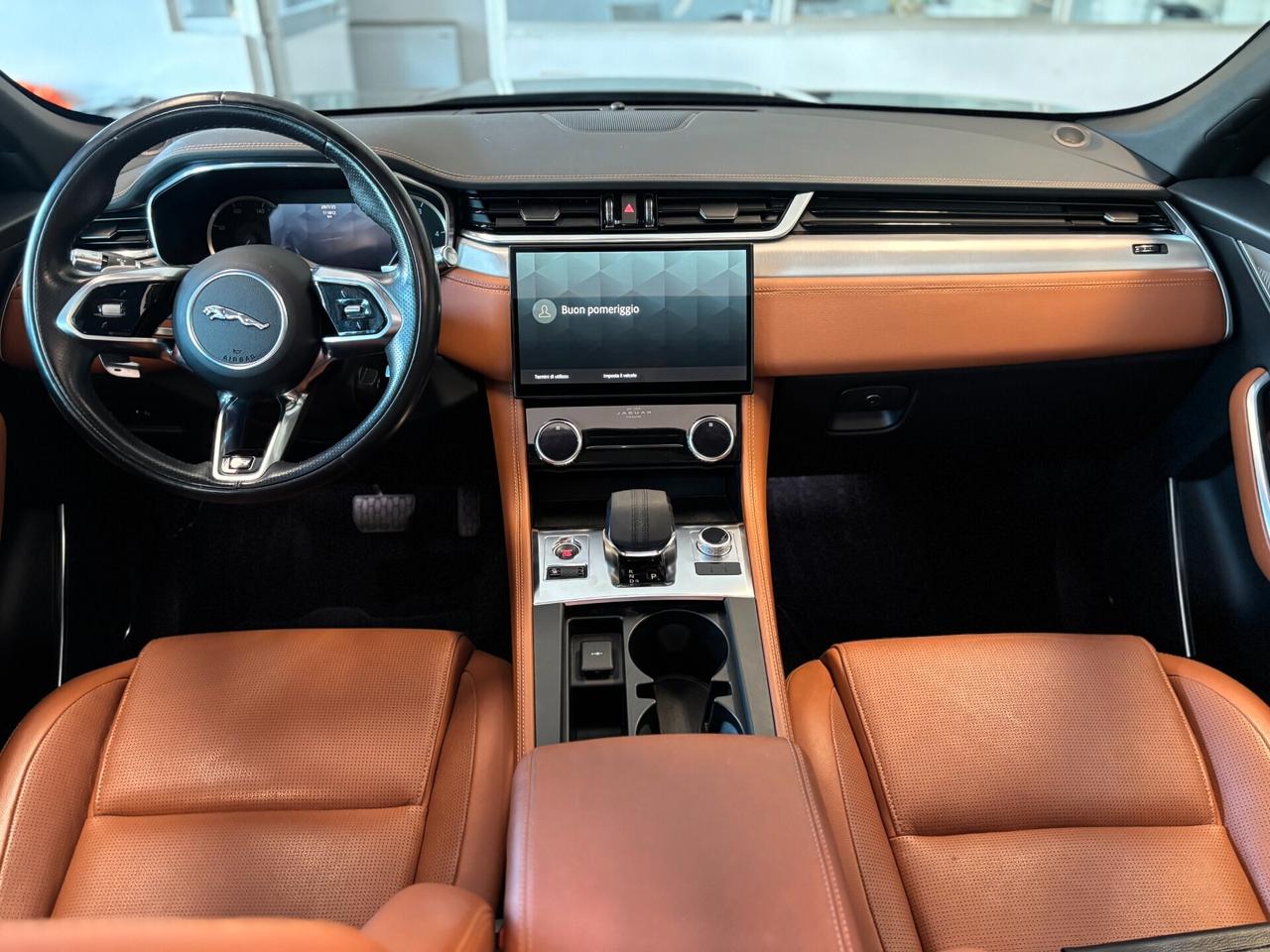 Jaguar F-Pace 2.0d i4 R-Dynamic Black awd 204cv*SERVICE