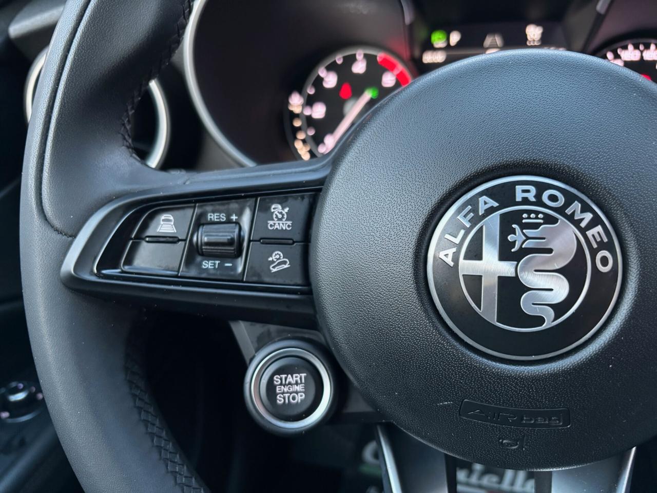 Alfa Romeo Stelvio 2.2 Turbodiesel 160 CV AT8 RWD MY 22