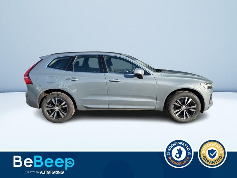 Volvo XC60 2.0 B4 MOMENTUM PRO AWD AUTO