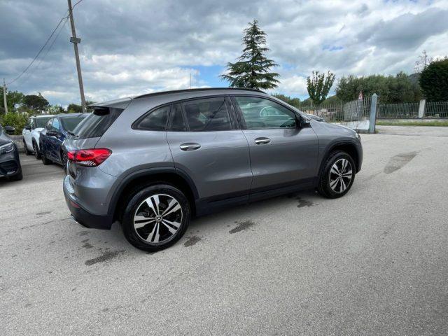 MERCEDES-BENZ GLA 200 Automatic Business Extra
