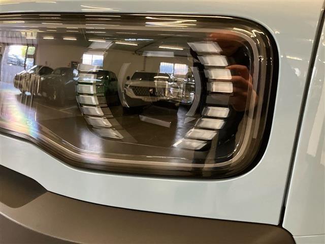 RENAULT Other Renault 4 E-Tech Iconic comfort range 150cv