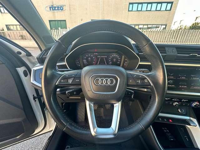 Audi Q3 35 TFSI Business