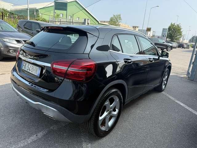 Mercedes-Benz GLA 200 GLA 200 d Sport auto