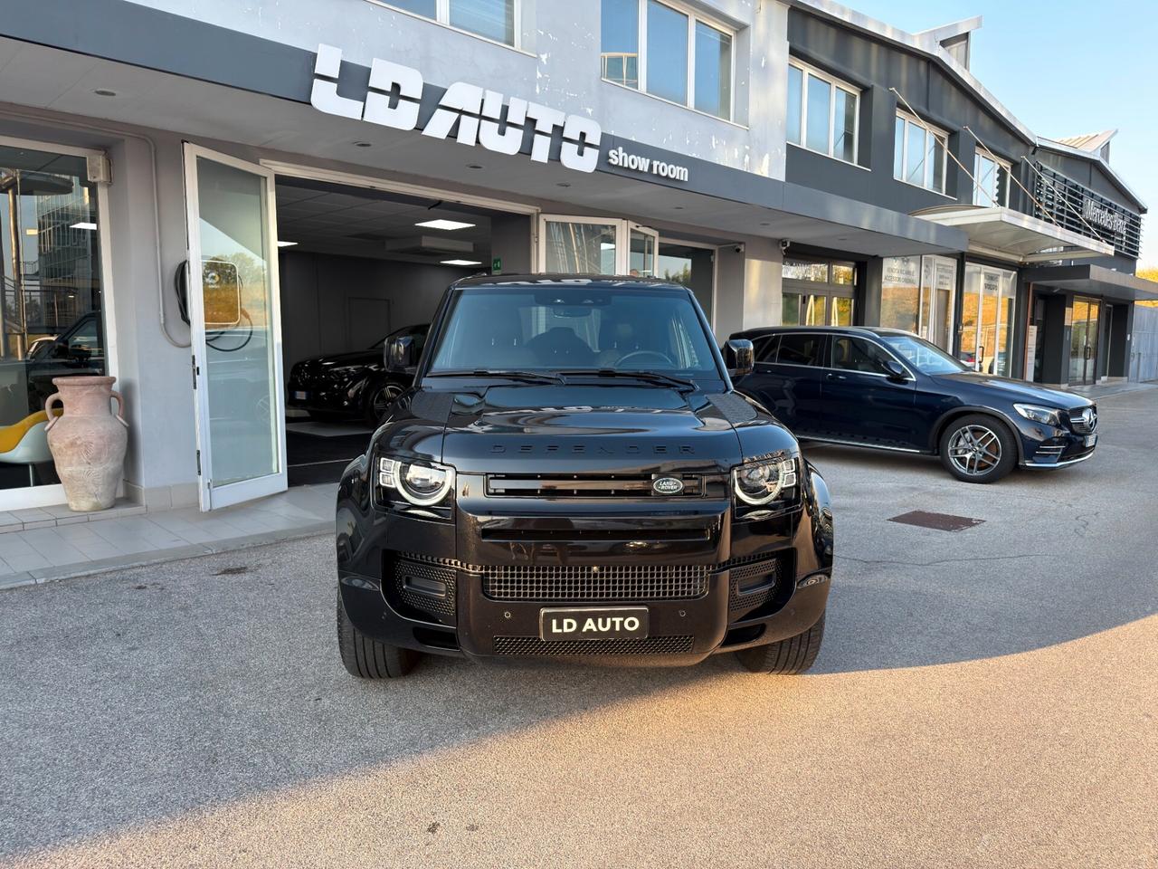 Land Rover Defender 110 3.0D I6 200 CV AWD SE N1 AUTOCARRO