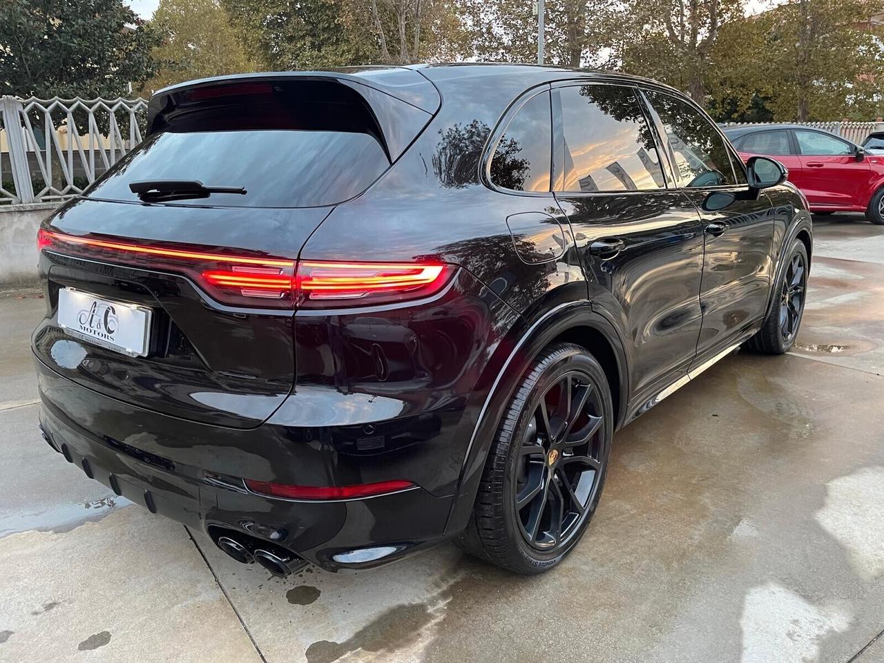 Porsche Cayenne 3.0 V6