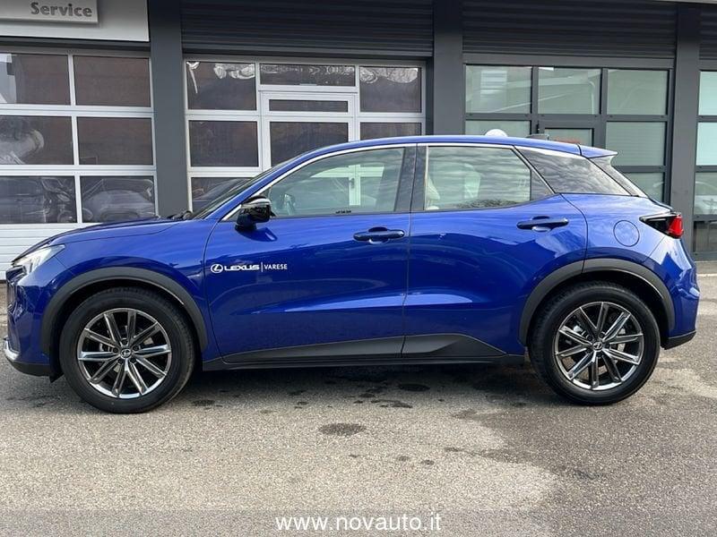 Lexus LBX LBX Hybrid Elegant