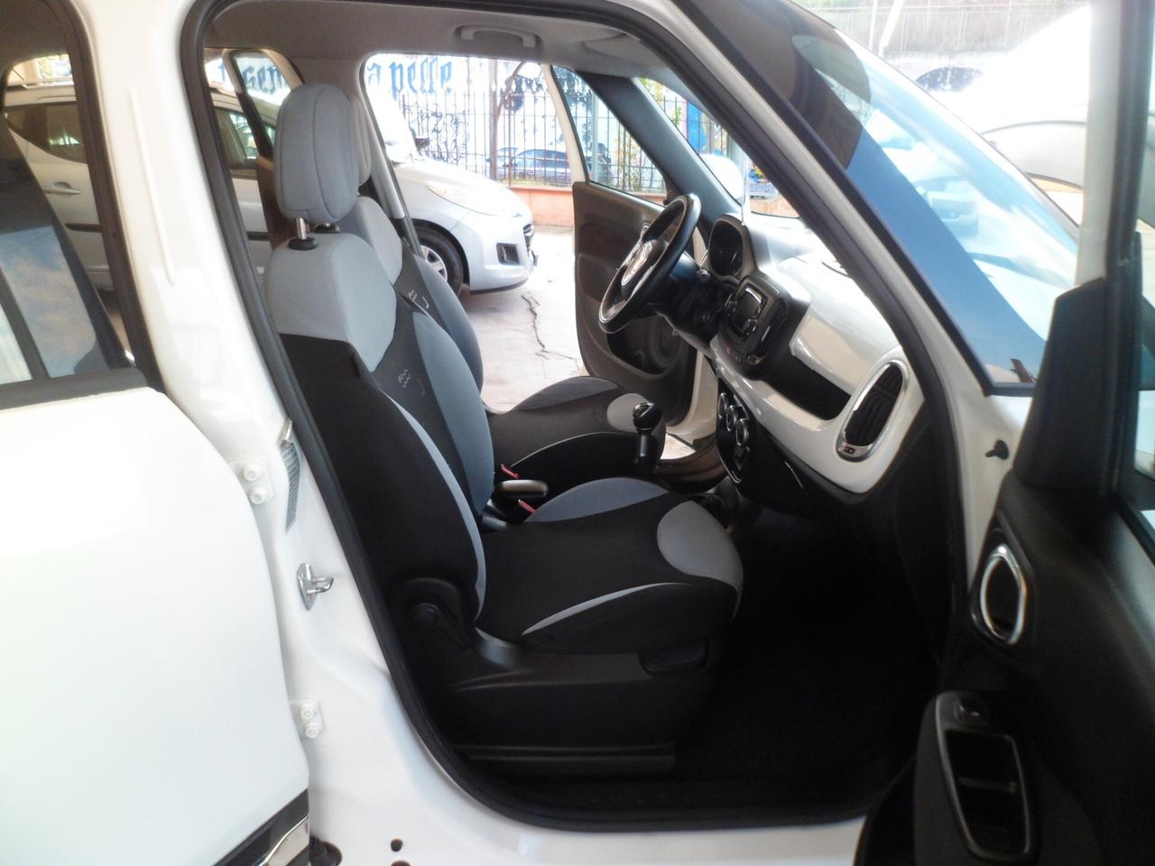 Fiat 500L 1.3 Multijet 85 CV full 13