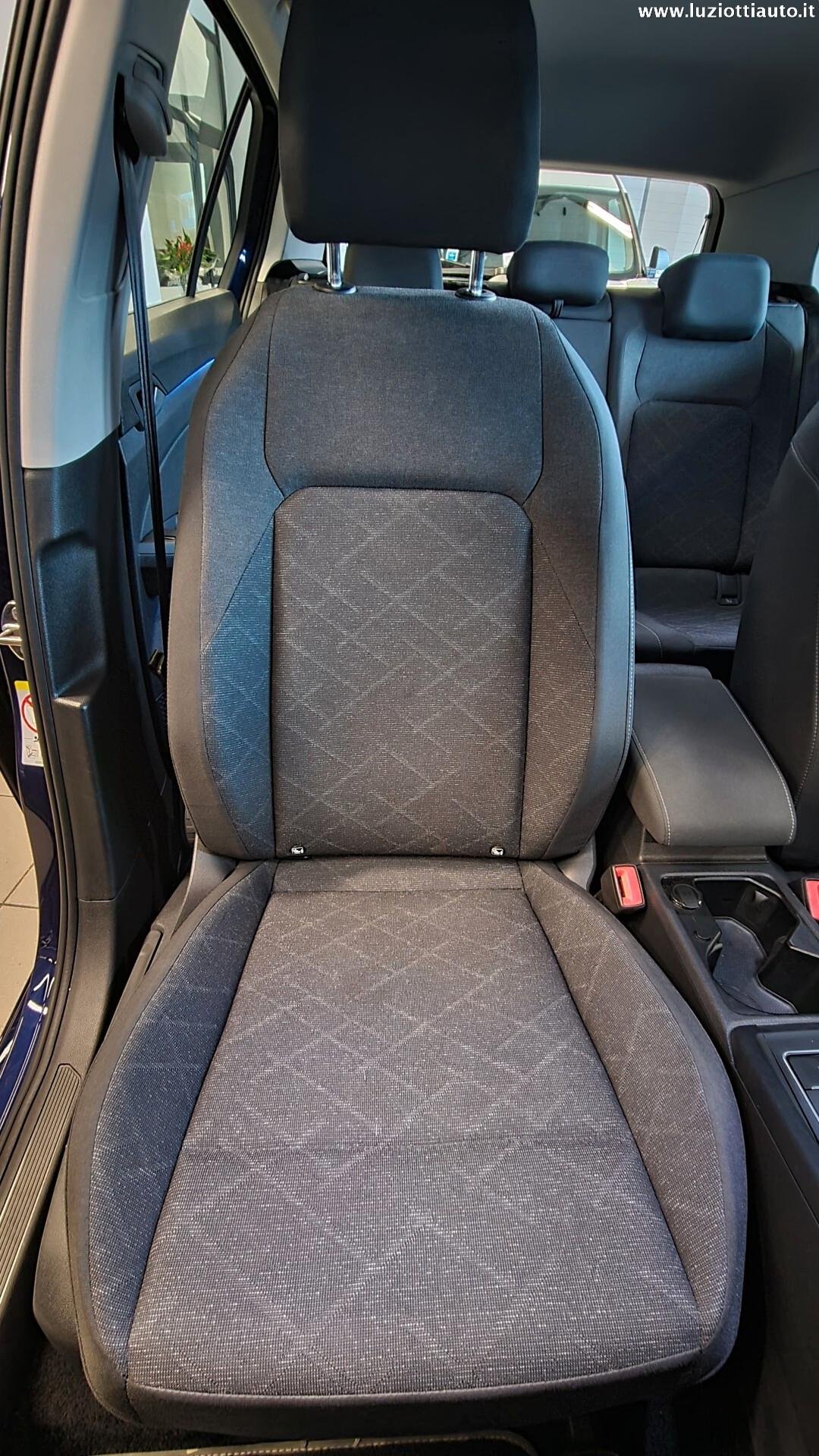 Volkswagen Golf 8 1.5 TGI LIFE