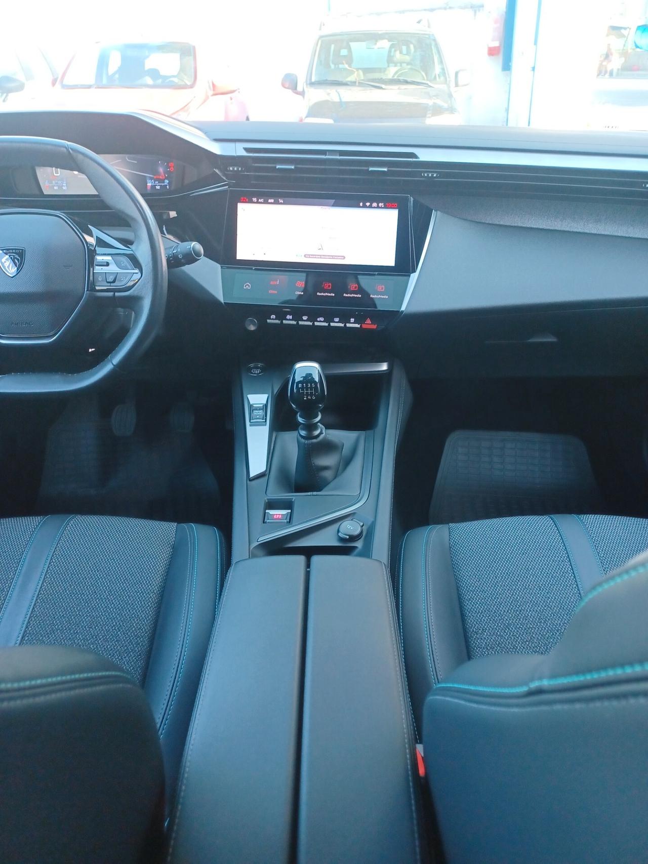 Peugeot 308 BlueHDi 130 Allure Pack solo 60000 km