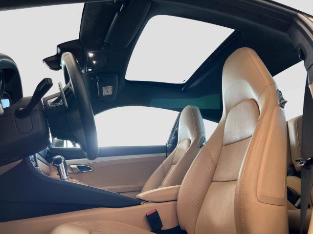 PORSCHE 911 911 3.0 Carrera 4 GTS Coupé