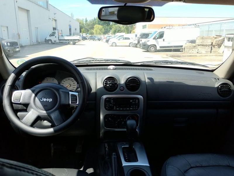 Jeep Cherokee Cherokee 2.8 crd Limited auto