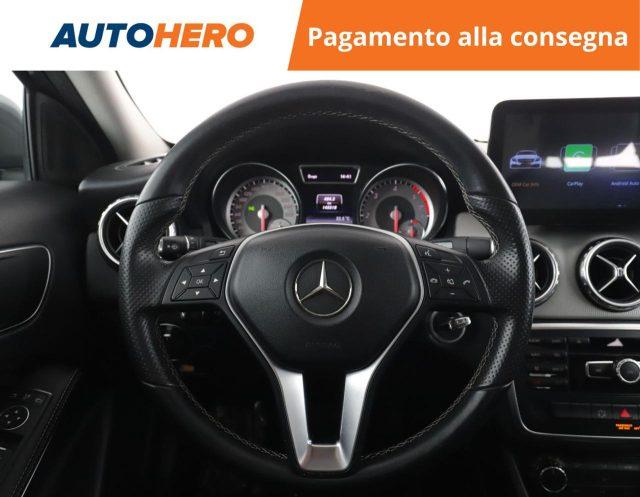 MERCEDES-BENZ GLA 200 CDI Automatic Sport