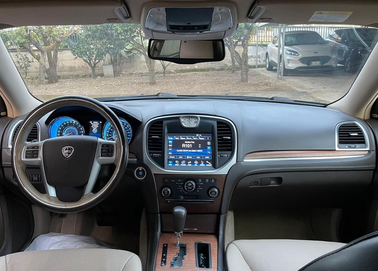 Lancia Thema 3.0 V6 Multijet 239 CV EXECUTIVE