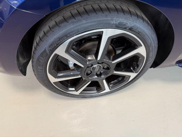 AUDI A1 SPB 30 TFSI 116CV Identity Black S-line stronic
