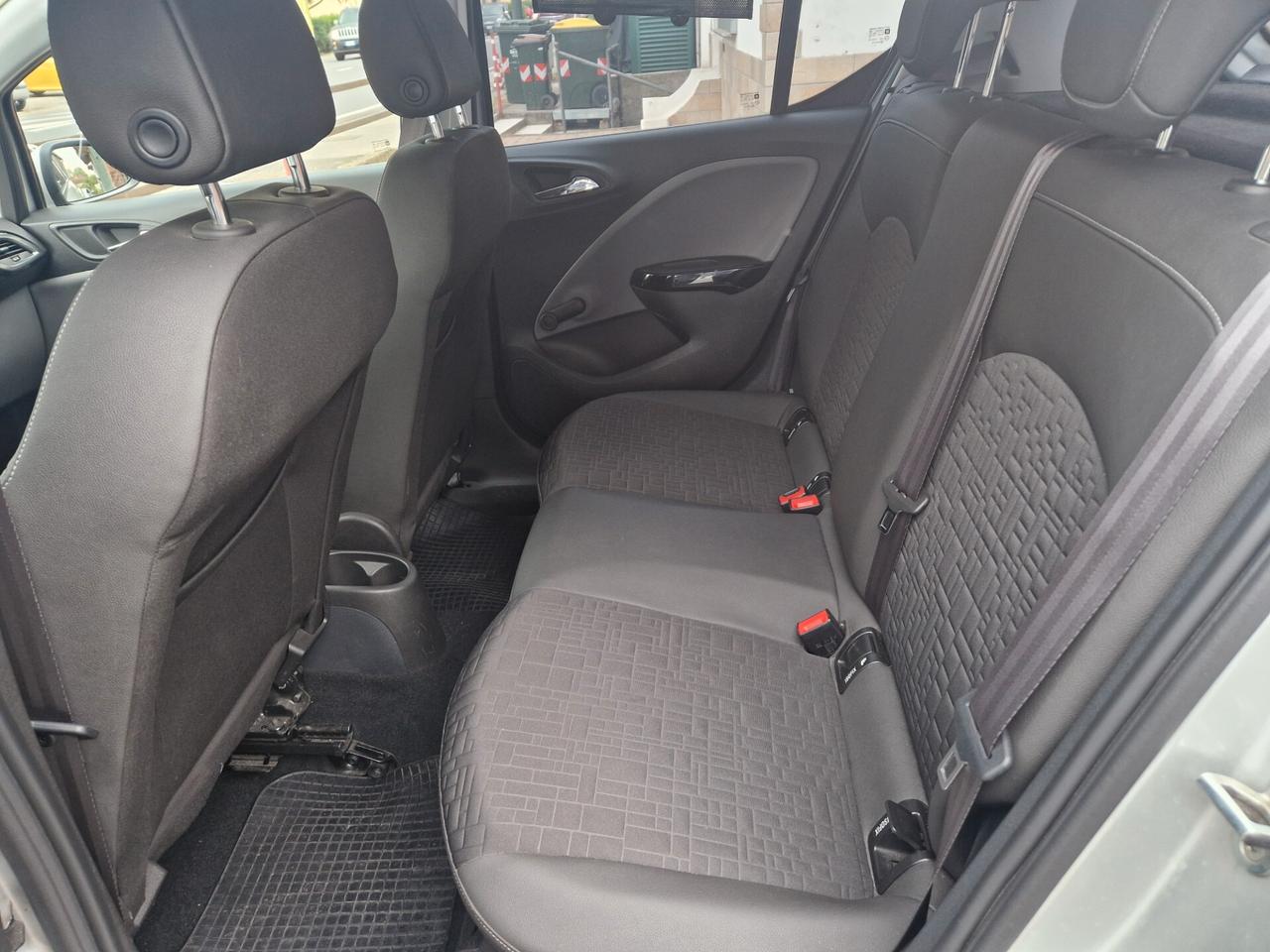 Opel Corsa 1.4 75CV "SOLO 23.600 km" Carplay, Sensori, Cruise