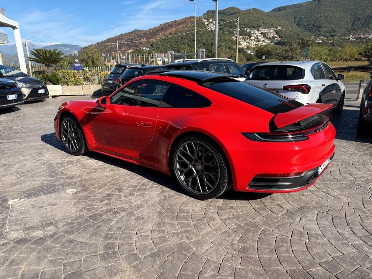 Porsche 911 Carrera