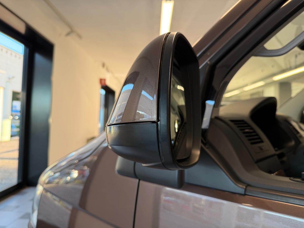 Volkswagen Multivan 2.0 BiTDI 180CV DSG Highline Pacchetto Notte