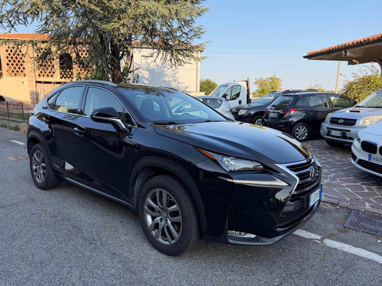 Lexus NX 300h Hybrid 4WD Executive