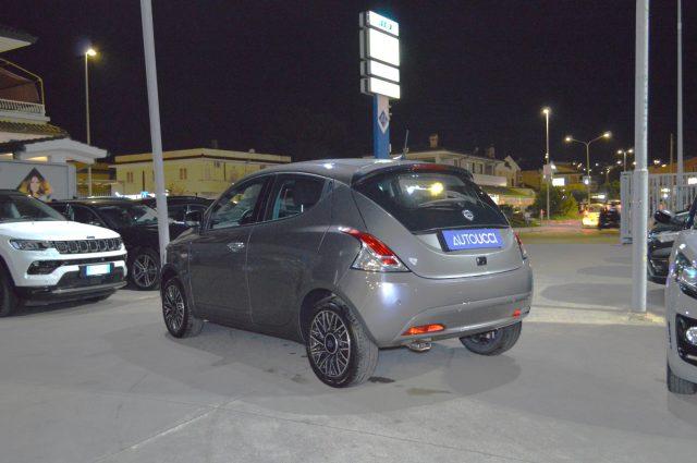 LANCIA Ypsilon 1.0 FireFly 5 porte S&S Hybrid Platino