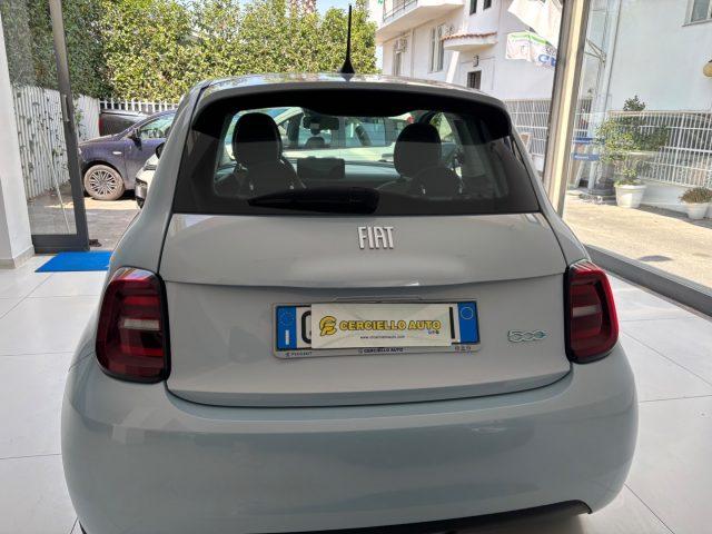 FIAT 500e 42 kWh Icon BUSINESS OPENING EDITION