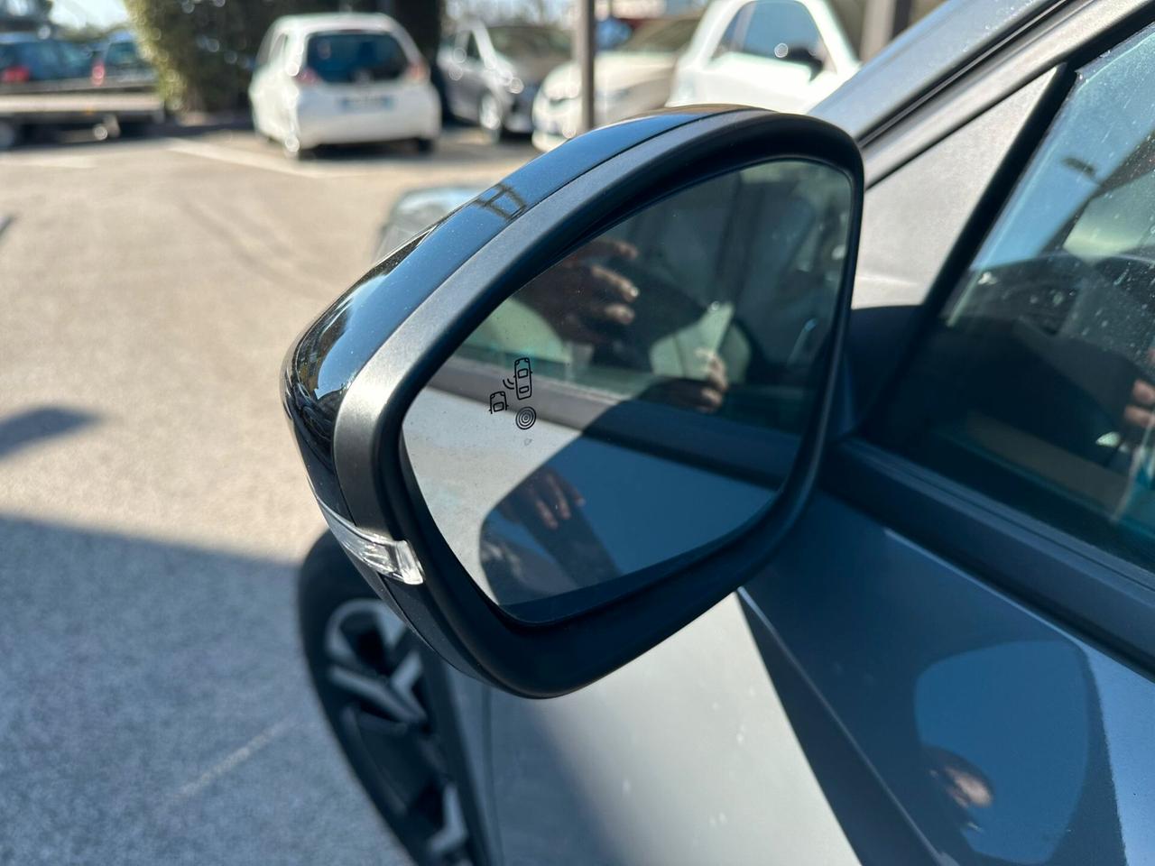 Peugeot 2008 Hybrid 145 e-DCS6 Allure