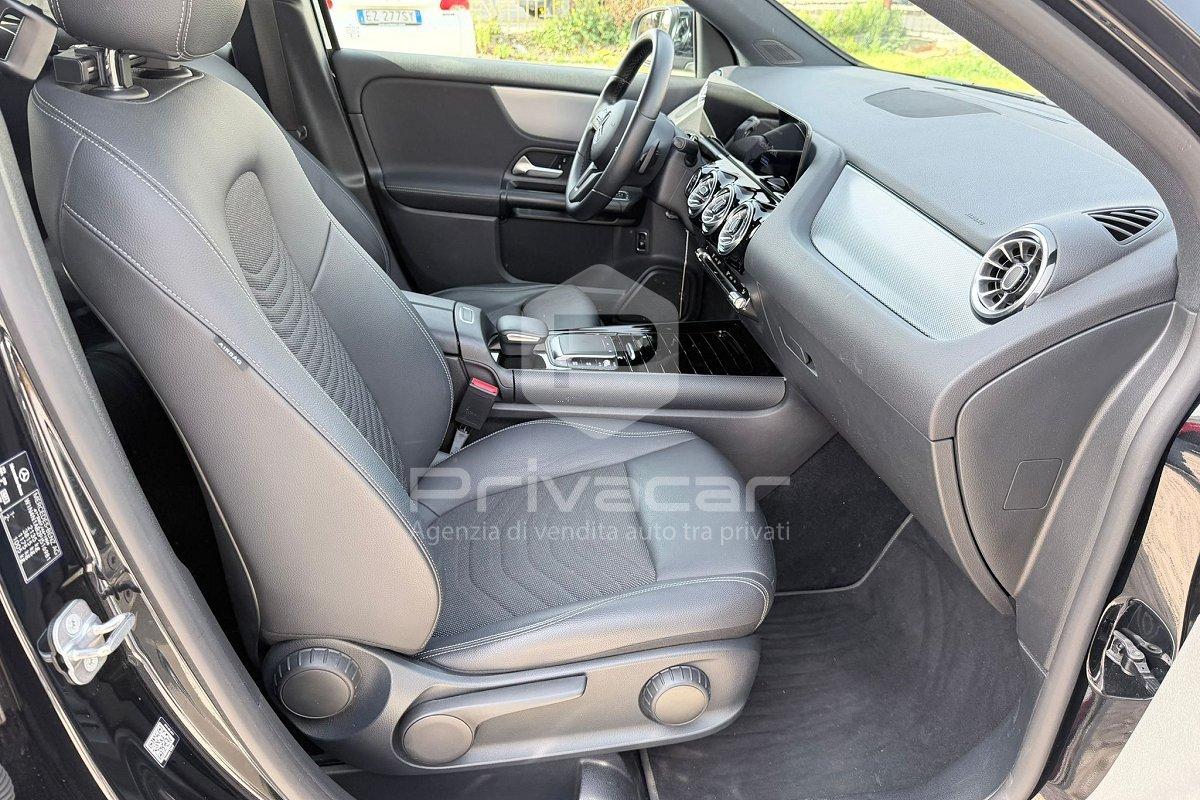 MERCEDES GLA 180 d Automatic Business