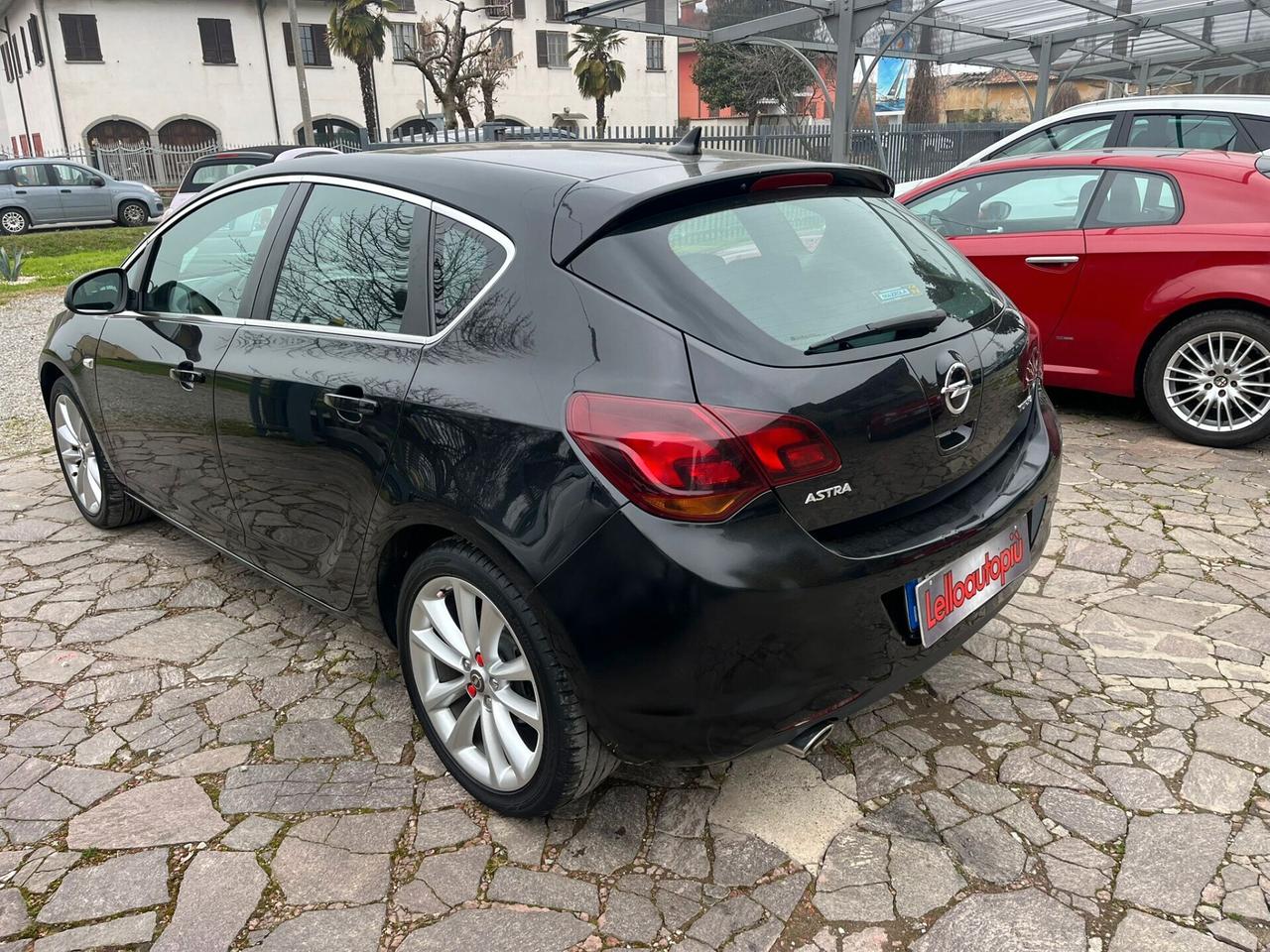 Opel Astra 1.4 Turbo 140CV 5 porte Cosmo