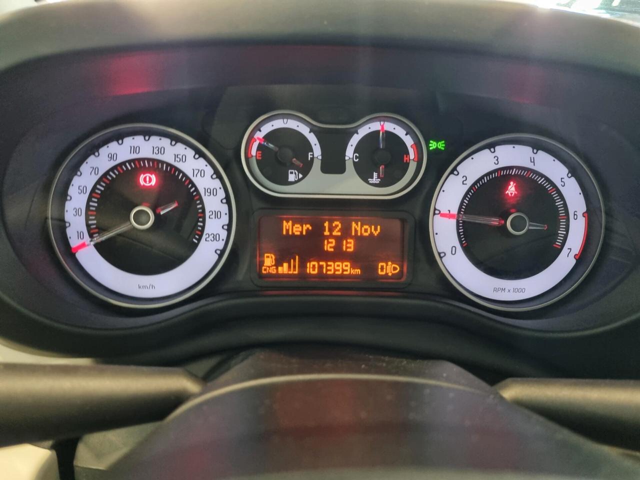 Fiat 500L 0.9 TwinAir Turbo Natural Power Pop Star