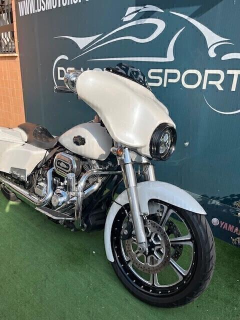 Harley-davidson FLHTCU Ultra Classic Electra Glide Abs