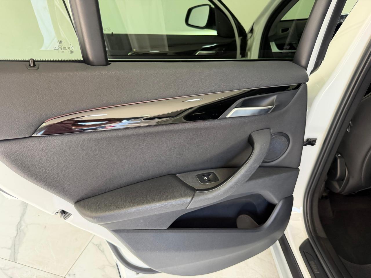 Bmw X1 sDrive18d xLine-AUTOM-GARANTITA-2020