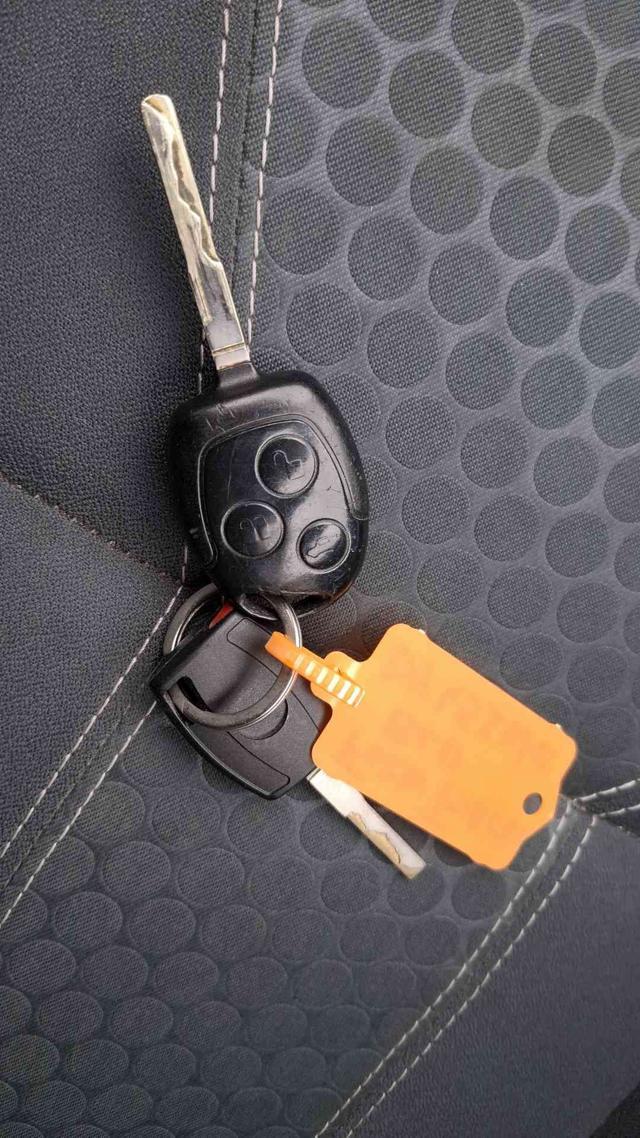 FORD Fiesta 1.2BEN. 3 PORTE TITANIUM