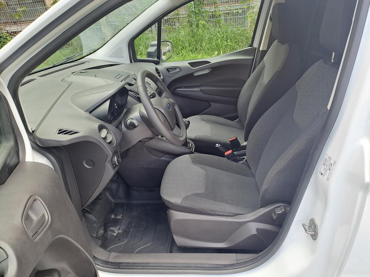 Ford Transit Courier 1.5 TDCi 100CV Van