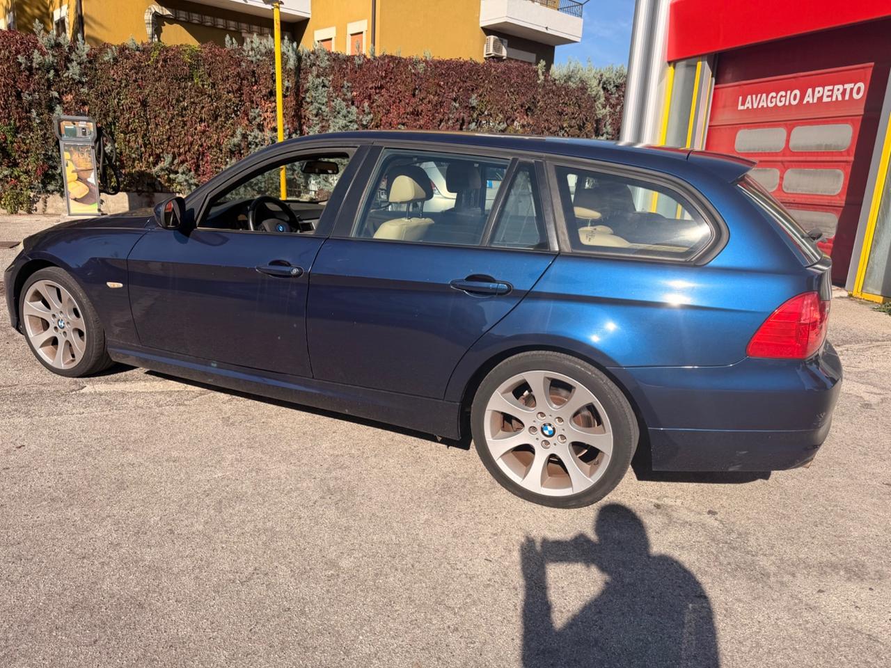 BMW 318D euro5 Manuale pelle per EXPORT