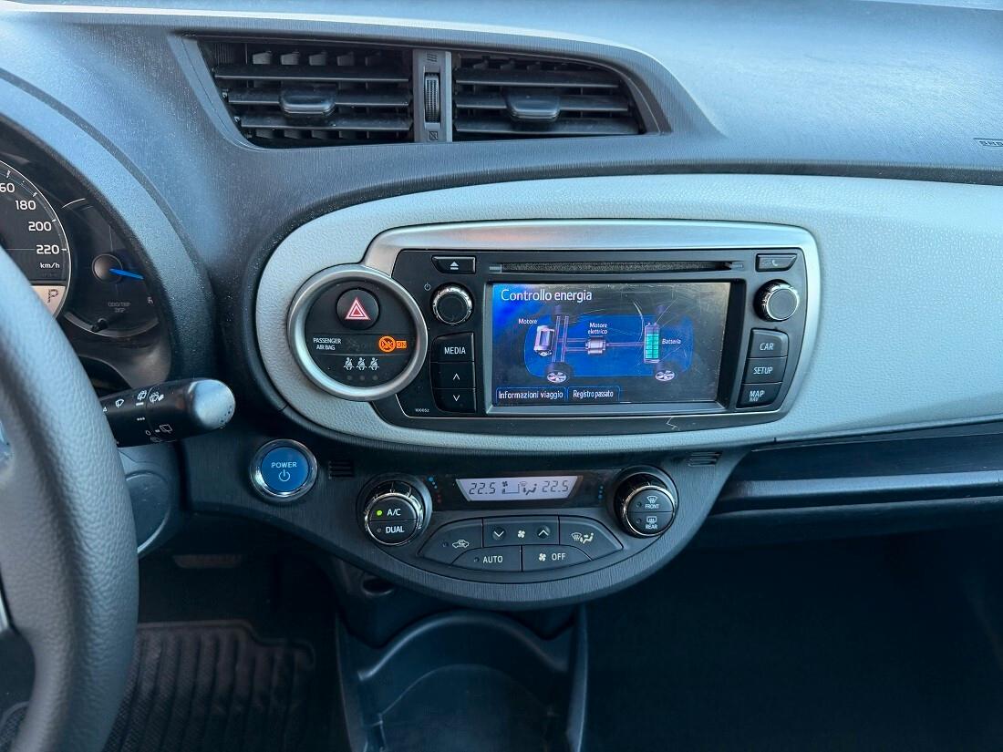 Toyota Yaris 1.5 Hybrid 5 porte Lounge