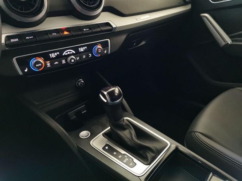 Audi Q2 35 2.0 tdi Business Advanced s-tronic