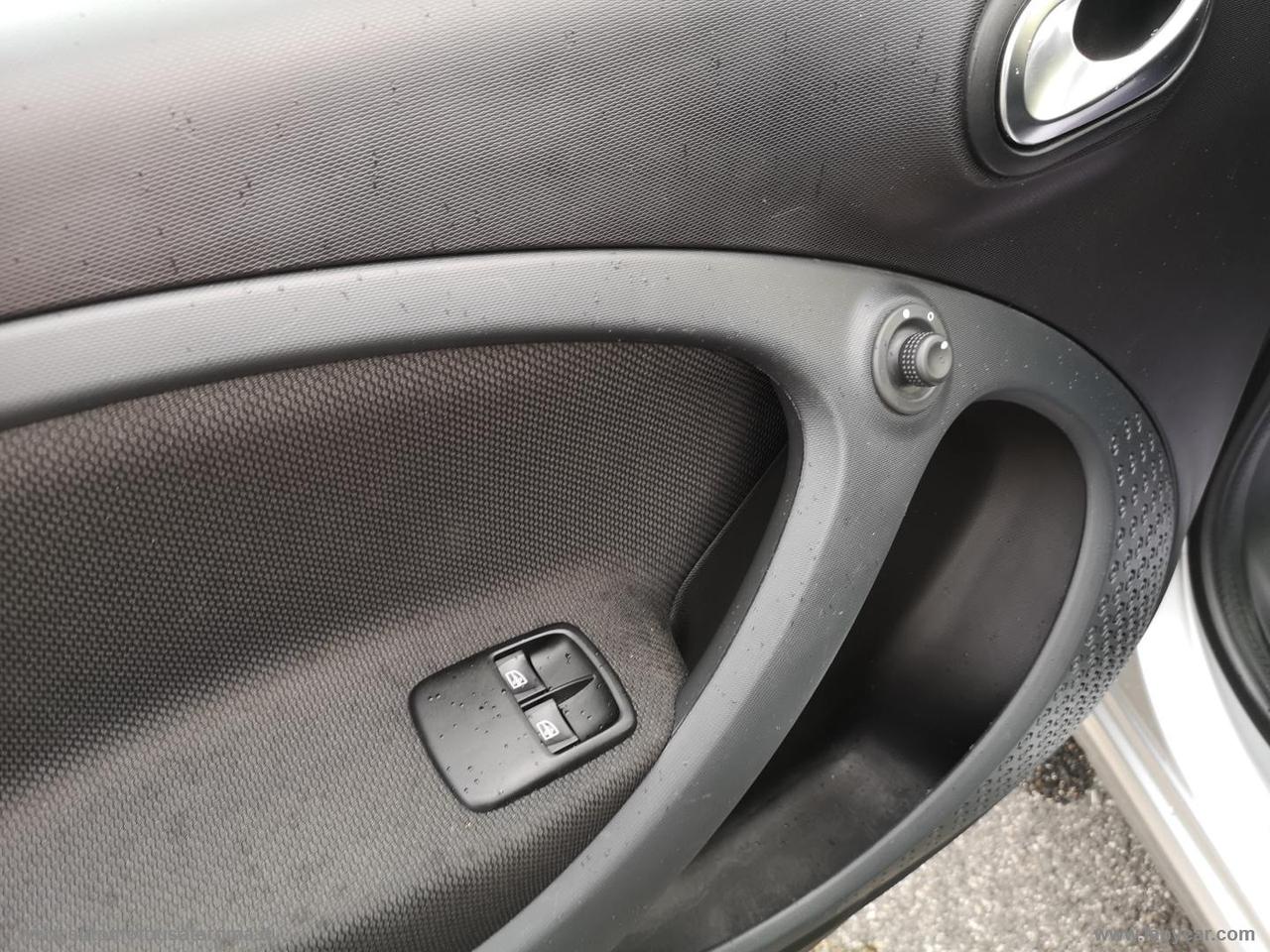 SMART forfour 90 0.9 Turbo Youngster PROMO WEB