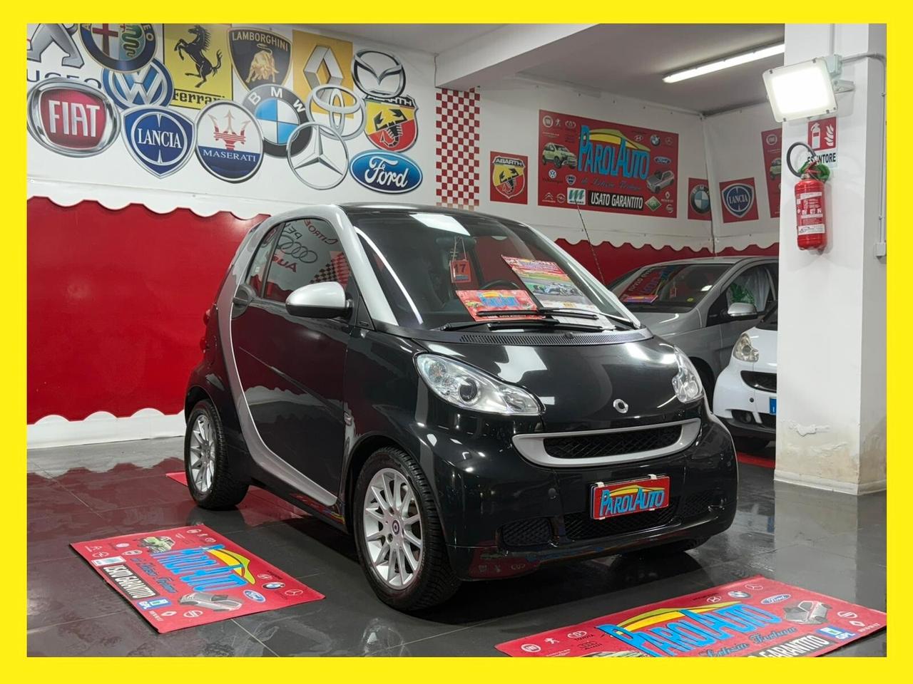 Smart ForTwo 1.0 71cv coupé - 2011