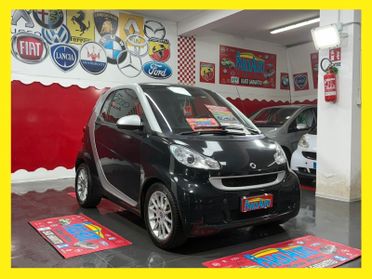 Smart ForTwo 1.0 71cv coupé - 2011