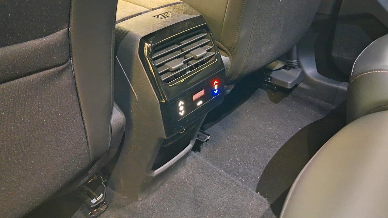 Peugeot 5008 Hybrid 145 e-DCS6 Allure