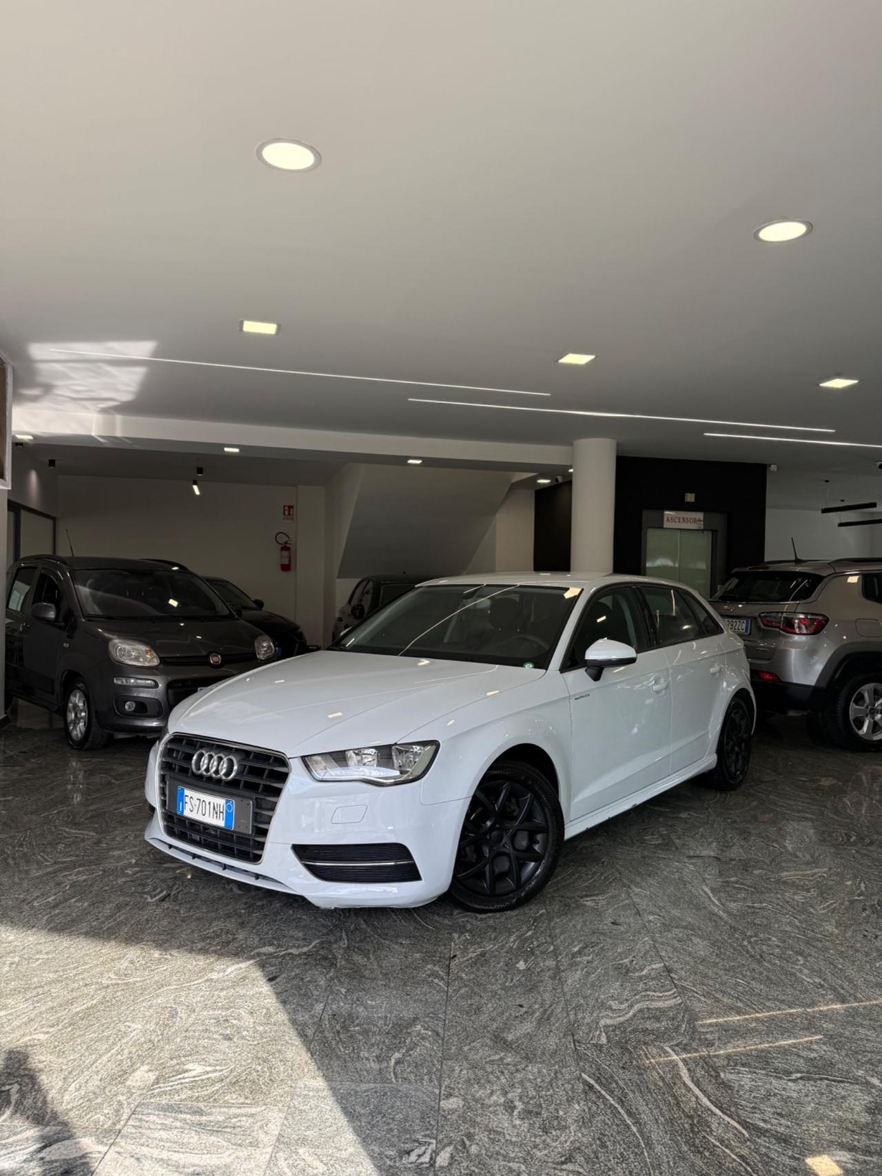 Audi A3 SPB 1.6 TDI ultra Attraction