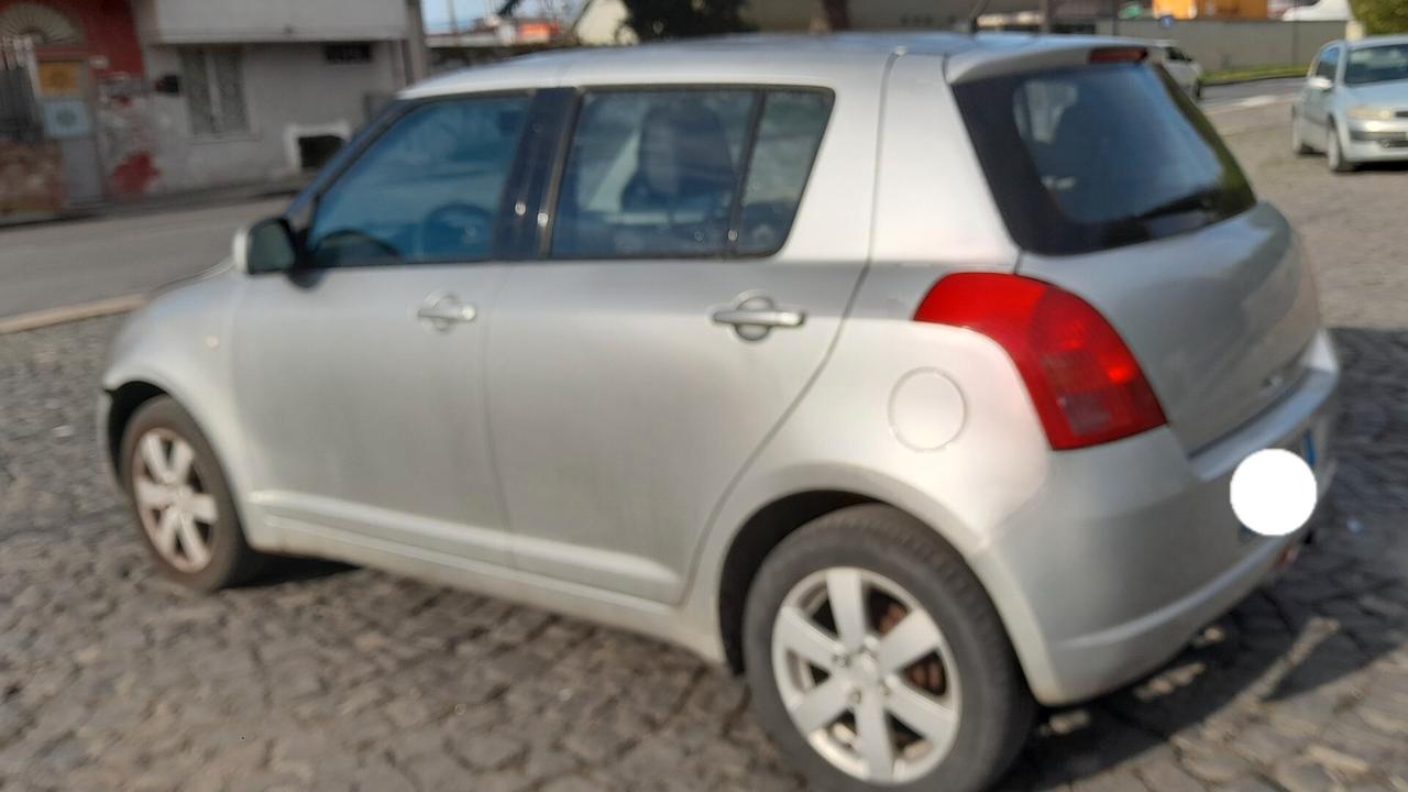 Suzuki Swift 1.3 4x4 5p. GPL