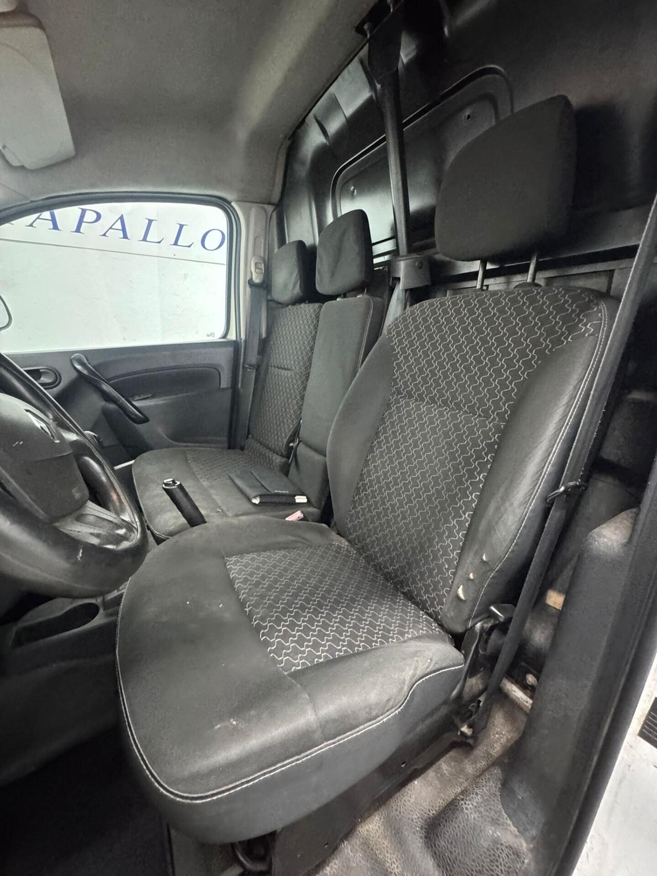 Renault Kangoo 1.5 75 CV