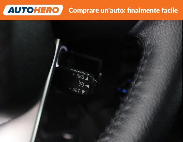 TOYOTA Hilux 2.4 D-4D 4WD 4 porte Double Cab Lounge